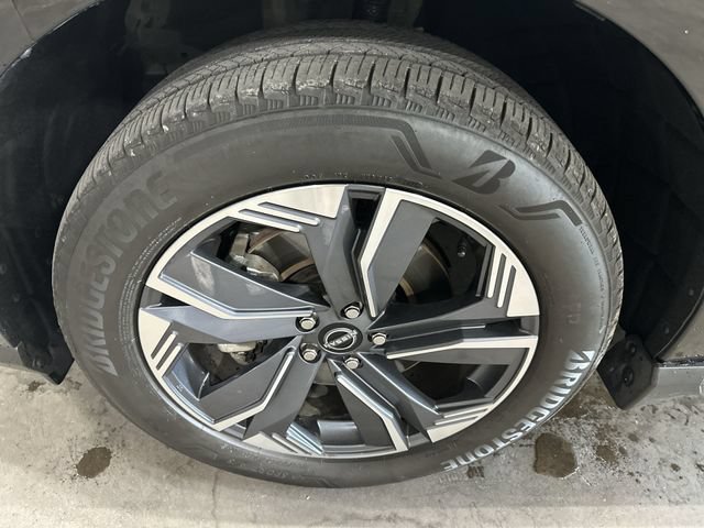 Used 2025 Nissan Murano SL AWD/4WD image 23