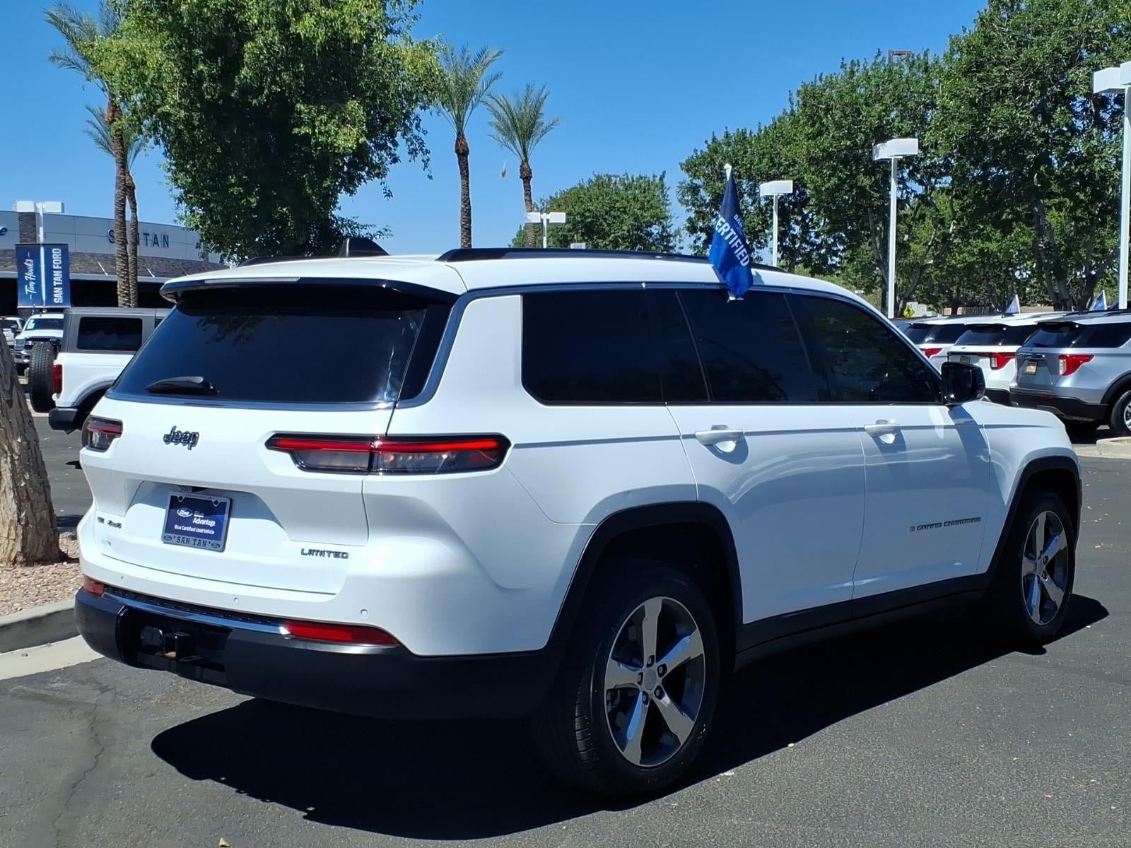 Used 2021 Jeep Grand Cherokee L Limited w/ Trailer Tow Package AWD/4WD image 4