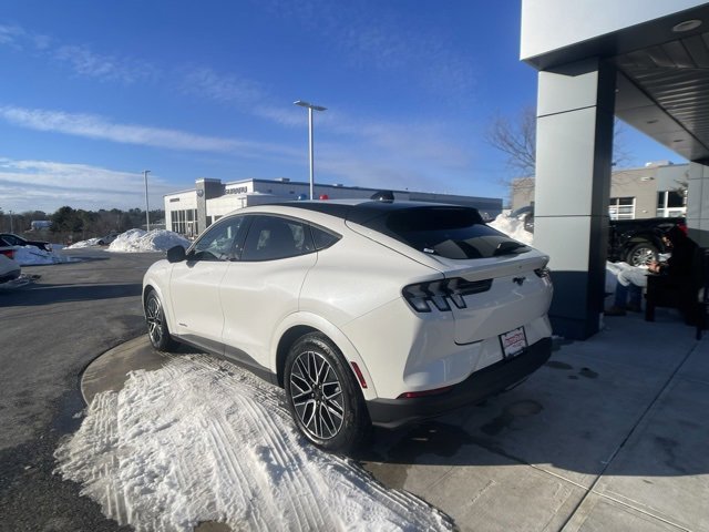 Certified 2025 Ford Mustang Mach-E Premium image 3