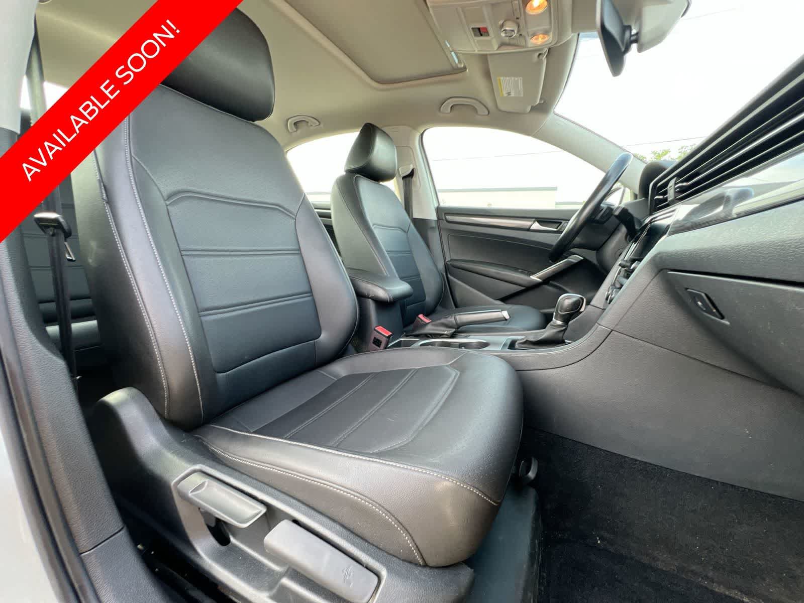Used 2020 Volkswagen Passat 2.0T R-Line FWD image 21