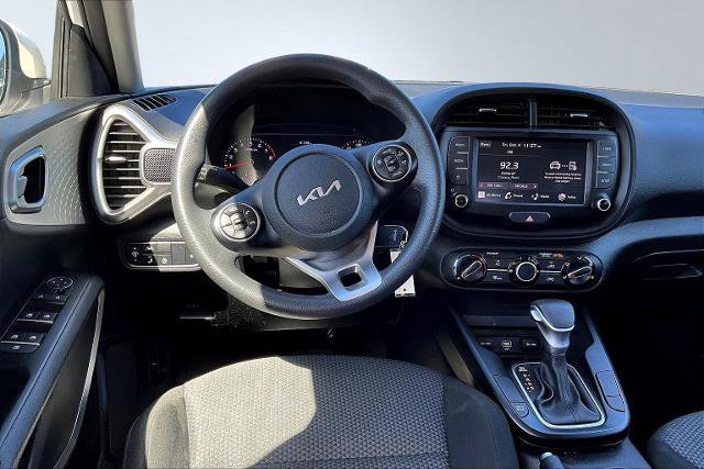 Used 2022 Kia Soul LX w/ Technology Package image 10
