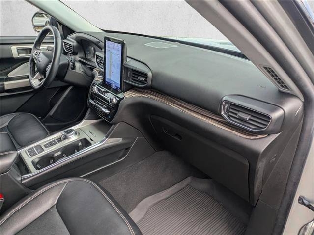 Certified 2023 Ford Explorer Limited w/ Limited Technology Package RWD image 19