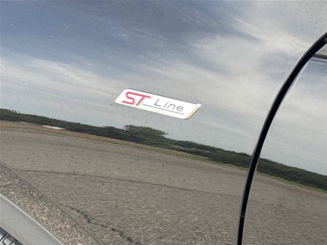 Certified 2025 Ford Escape ST-Line FWD image 12