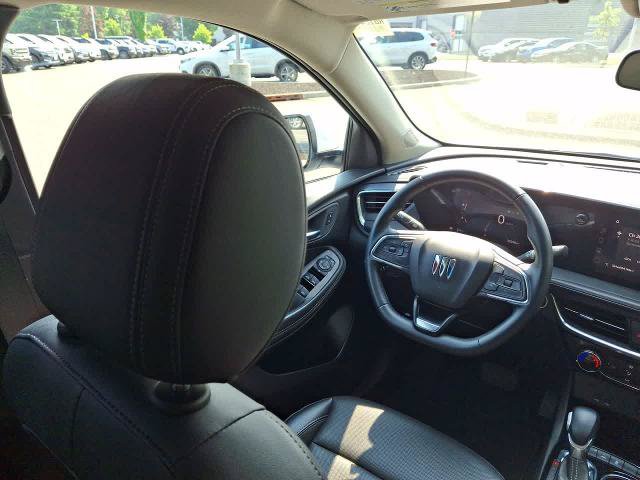 Used 2024 Buick Encore GX Sport Touring FWD image 15