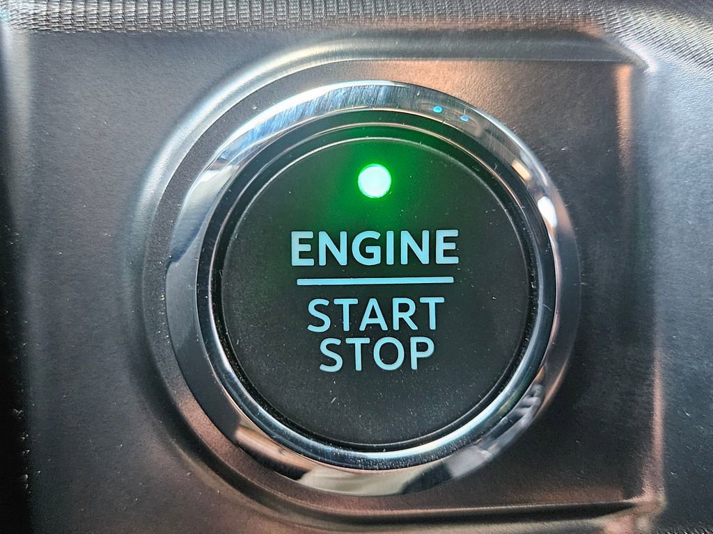 Certified 2022 Ford F150 Platinum w/ Equipment Group 701A High image 27