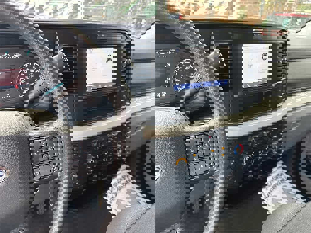 Certified 2025 Ford F250 XLT image 18