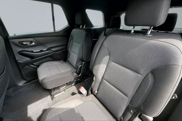 Used 2023 Chevrolet Traverse LT FWD image 26