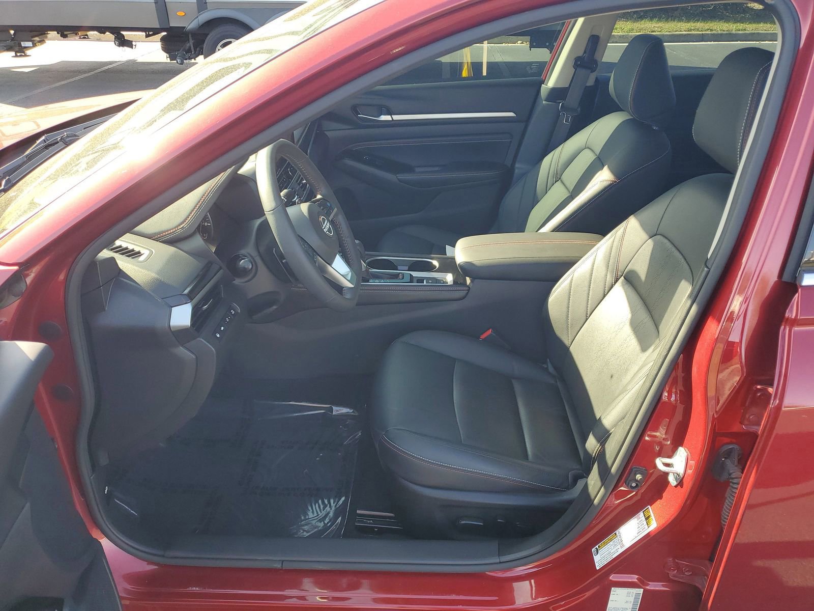 Used 2023 Nissan Altima 2.0 SR image 17