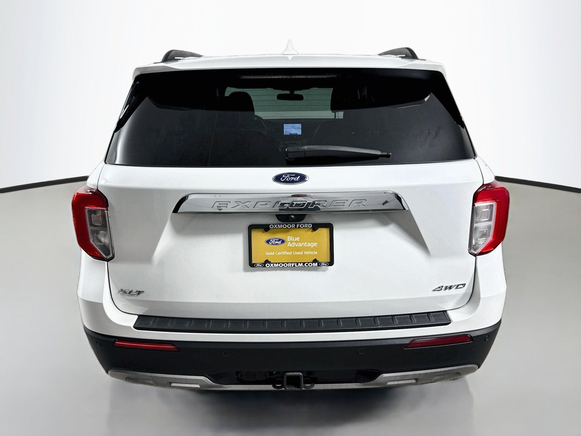 Certified 2023 Ford Explorer XLT w/ Equipment Group 202A AWD/4WD image 10