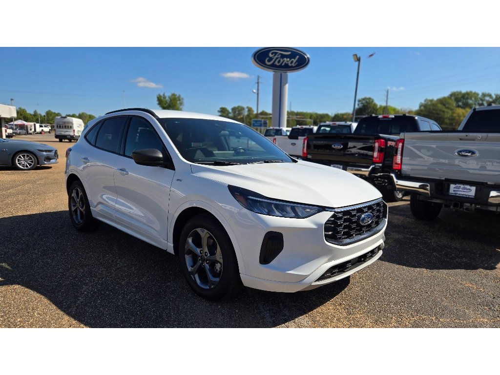 Certified 2023 Ford Escape ST-Line w/ Tech Pack #1 FWD image 8