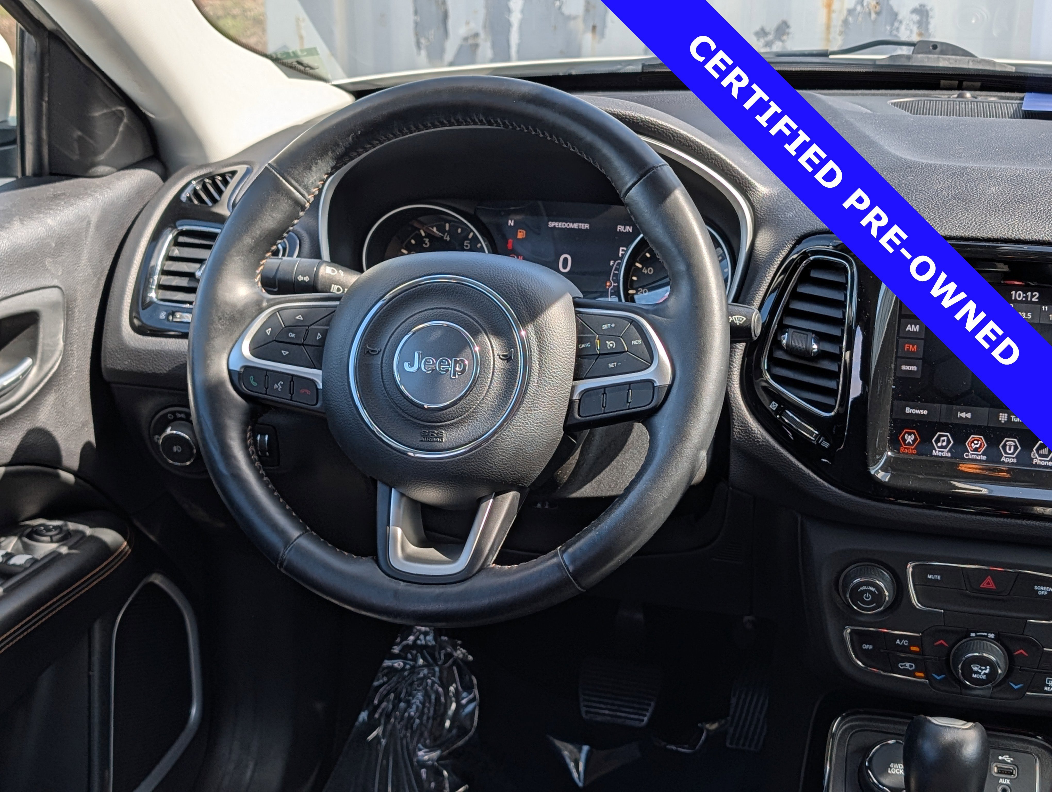 Used 2018 Jeep Compass Limited AWD/4WD image 16