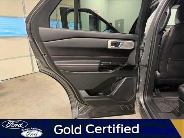 Certified 2022 Ford Explorer ST-Line w/ Class IV Trailer Tow Package RWD image 24