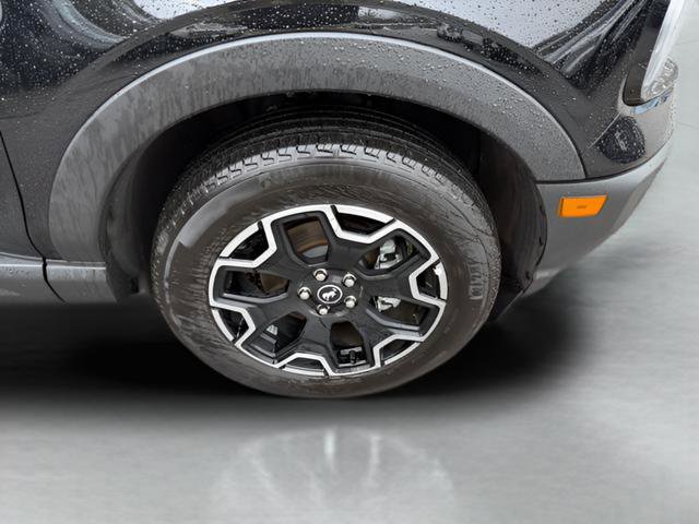 Certified 2025 Ford Bronco Sport Outer Banks w/ Outer Banks Tech Package+ AWD/4WD image 32