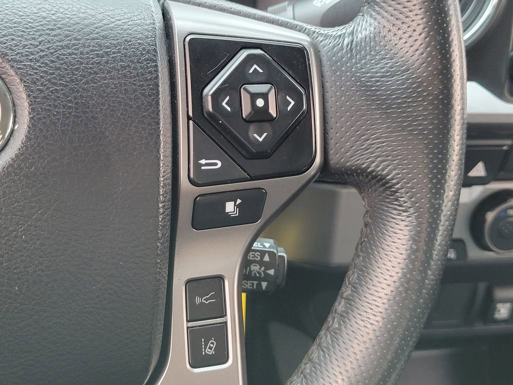 Used 2021 Toyota Tacoma SR5 image 28