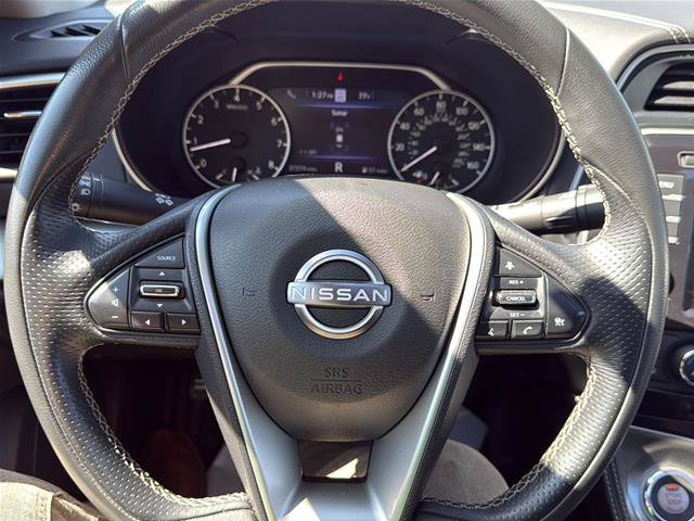 Used 2023 Nissan Maxima SL FWD image 25