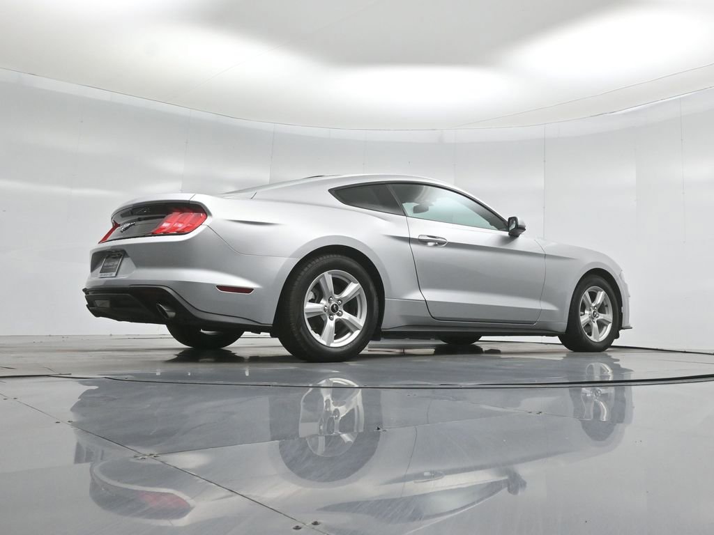 Certified 2019 Ford Mustang Coupe image 16