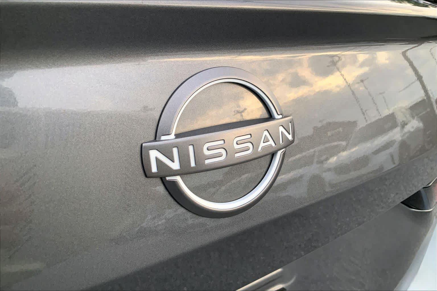 Used 2024 Nissan Altima 2.5 SV FWD image 29