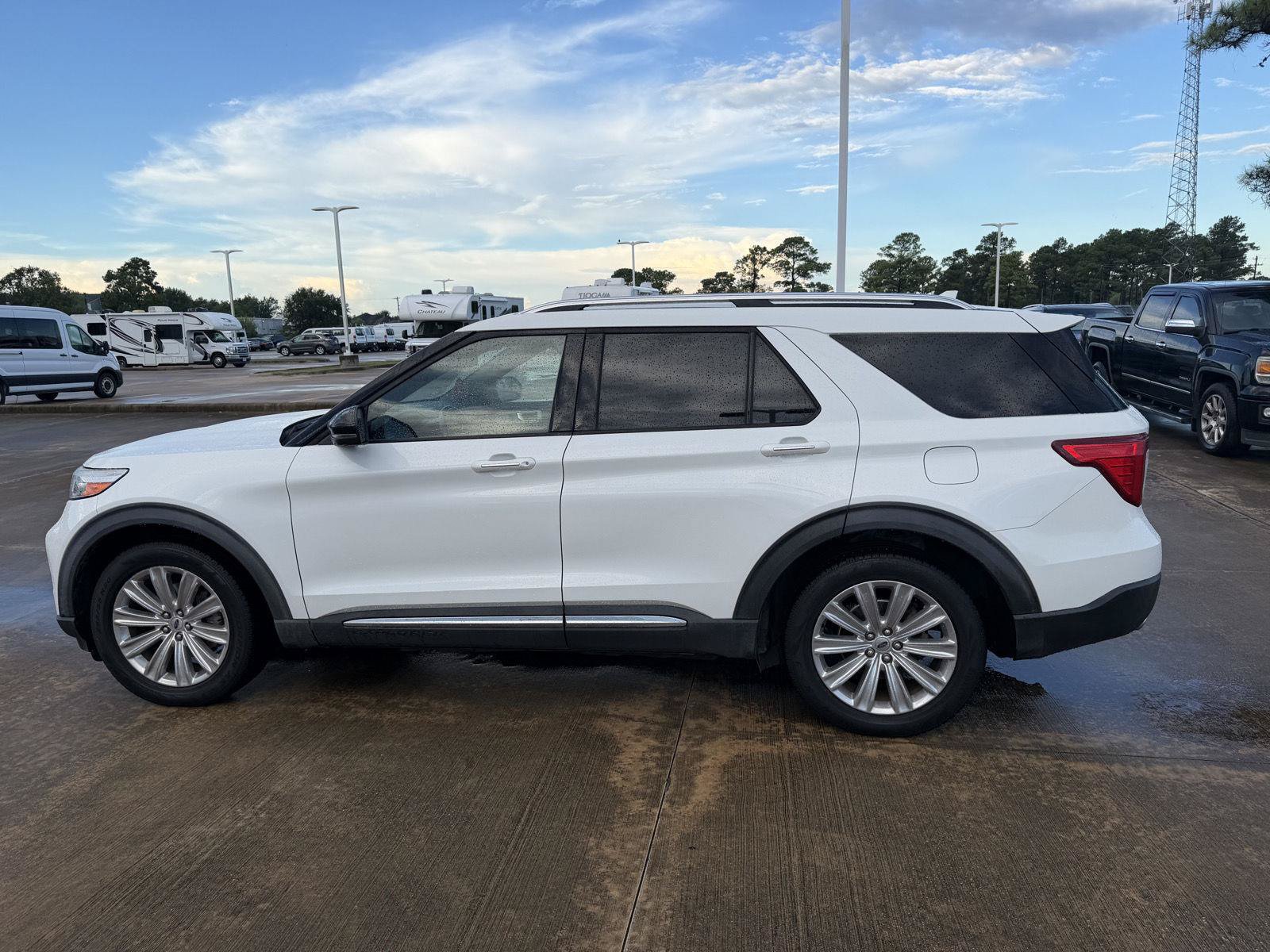 Certified 2020 Ford Explorer Limited w/ Class III Trailer Tow Package RWD image 18