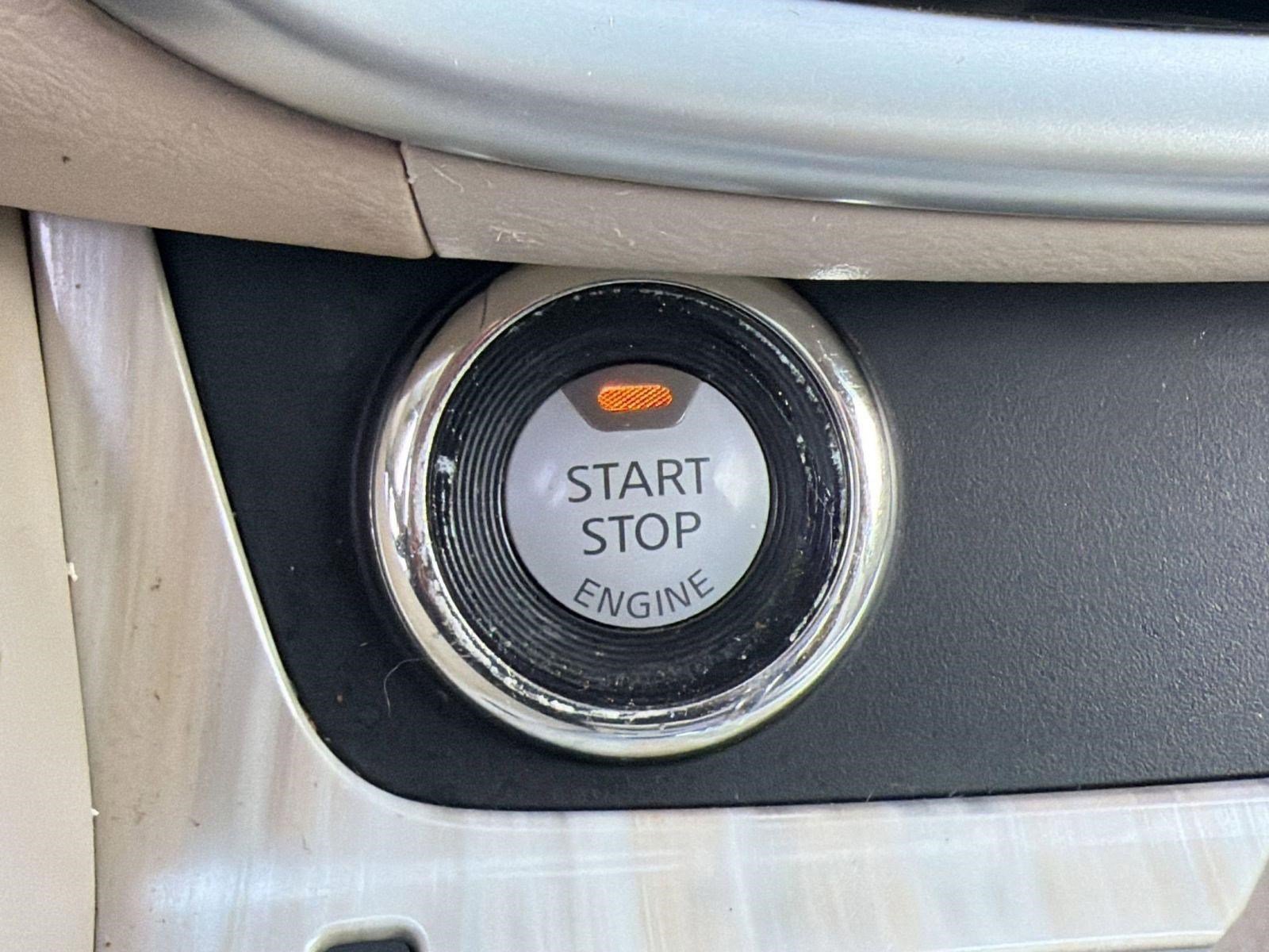 Used 2018 Nissan Murano Platinum w/ Cargo Package image 26