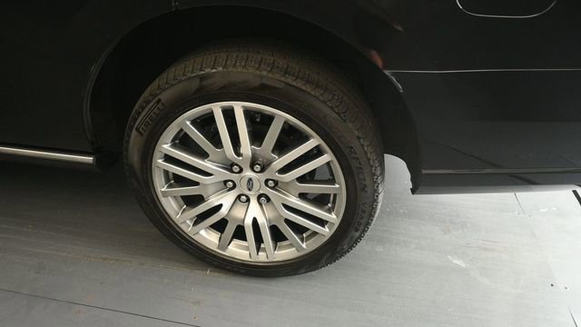 Certified 2023 Ford Expedition Platinum AWD/4WD image 9