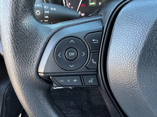 Used 2025 Toyota RAV4 LE AWD/4WD image 22