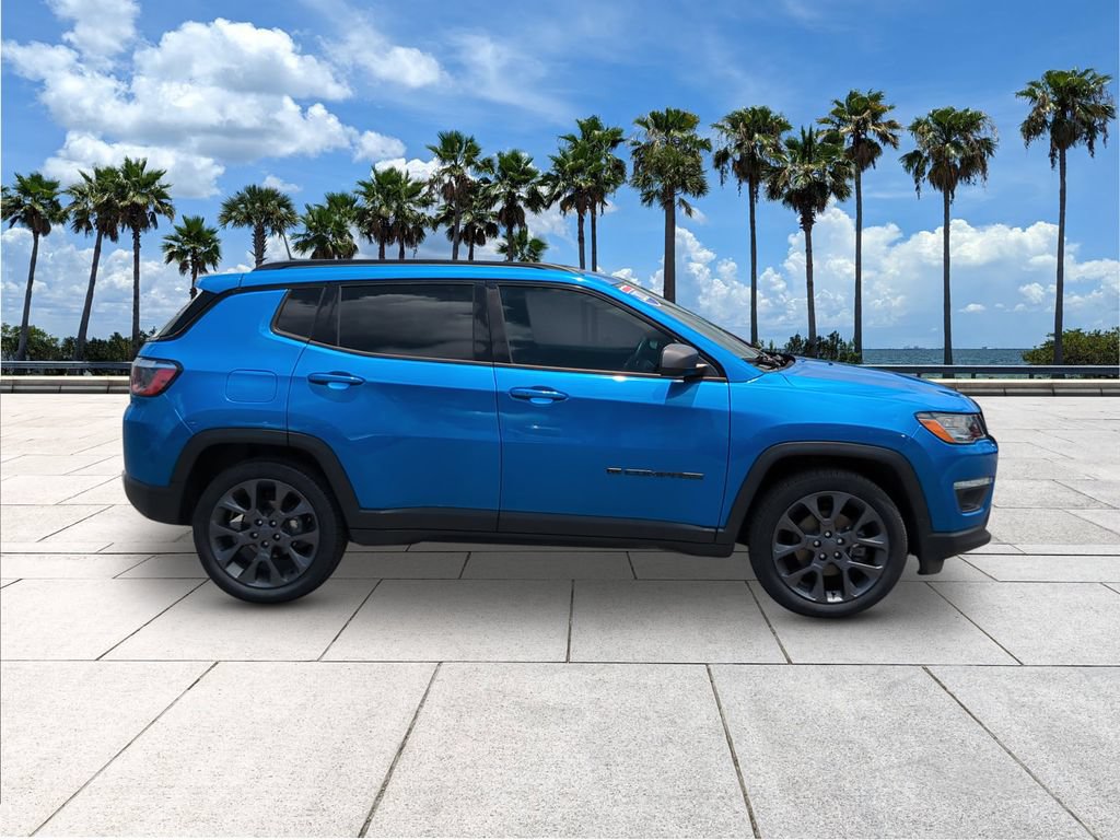 Used 2021 Jeep Compass Latitude w/ Sun and Sound Group FWD image 9