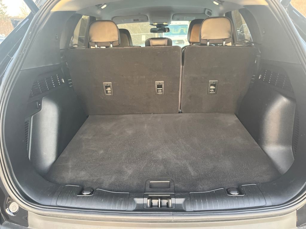 Certified 2022 Ford Escape Titanium image 30