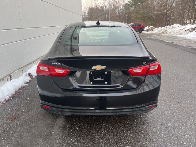 Used 2017 Chevrolet Malibu LT w/ Leather Package image 4