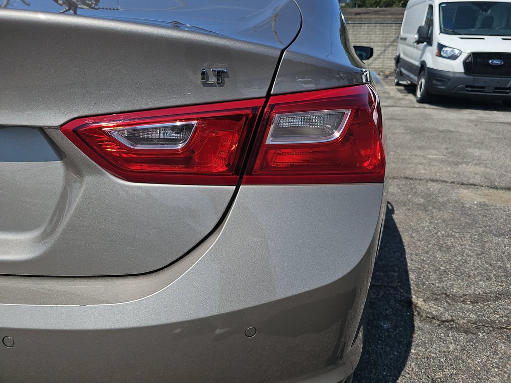 Used 2024 Chevrolet Malibu LT FWD image 33
