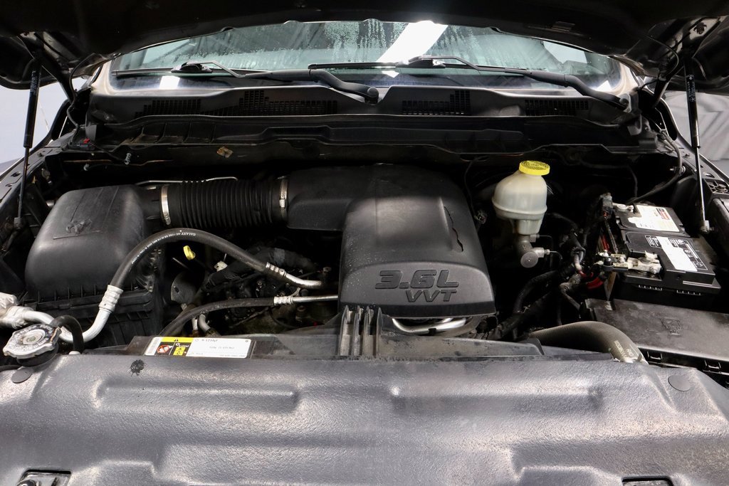 Used 2017 RAM 1500 Rebel w/ Luxury Group image 18