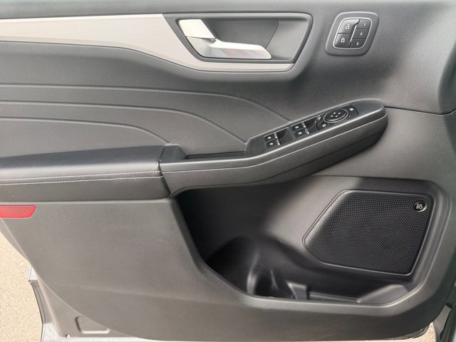 Certified 2023 Ford Escape Platinum w/ Premium Technology Package image 13