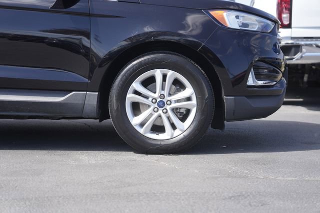 Certified 2019 Ford Edge SEL w/ Equipment Group 201A image 4