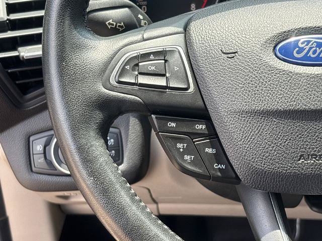 Certified 2019 Ford Escape SEL FWD image 16