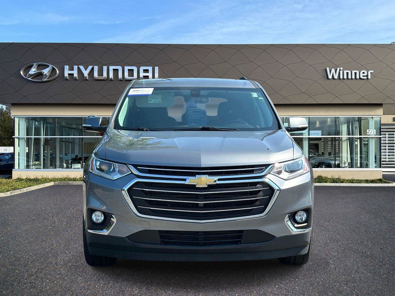 Used 2019 Chevrolet Traverse LT FWD image 6