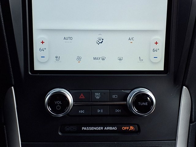Certified 2024 Ford Edge ST-Line AWD/4WD image 10