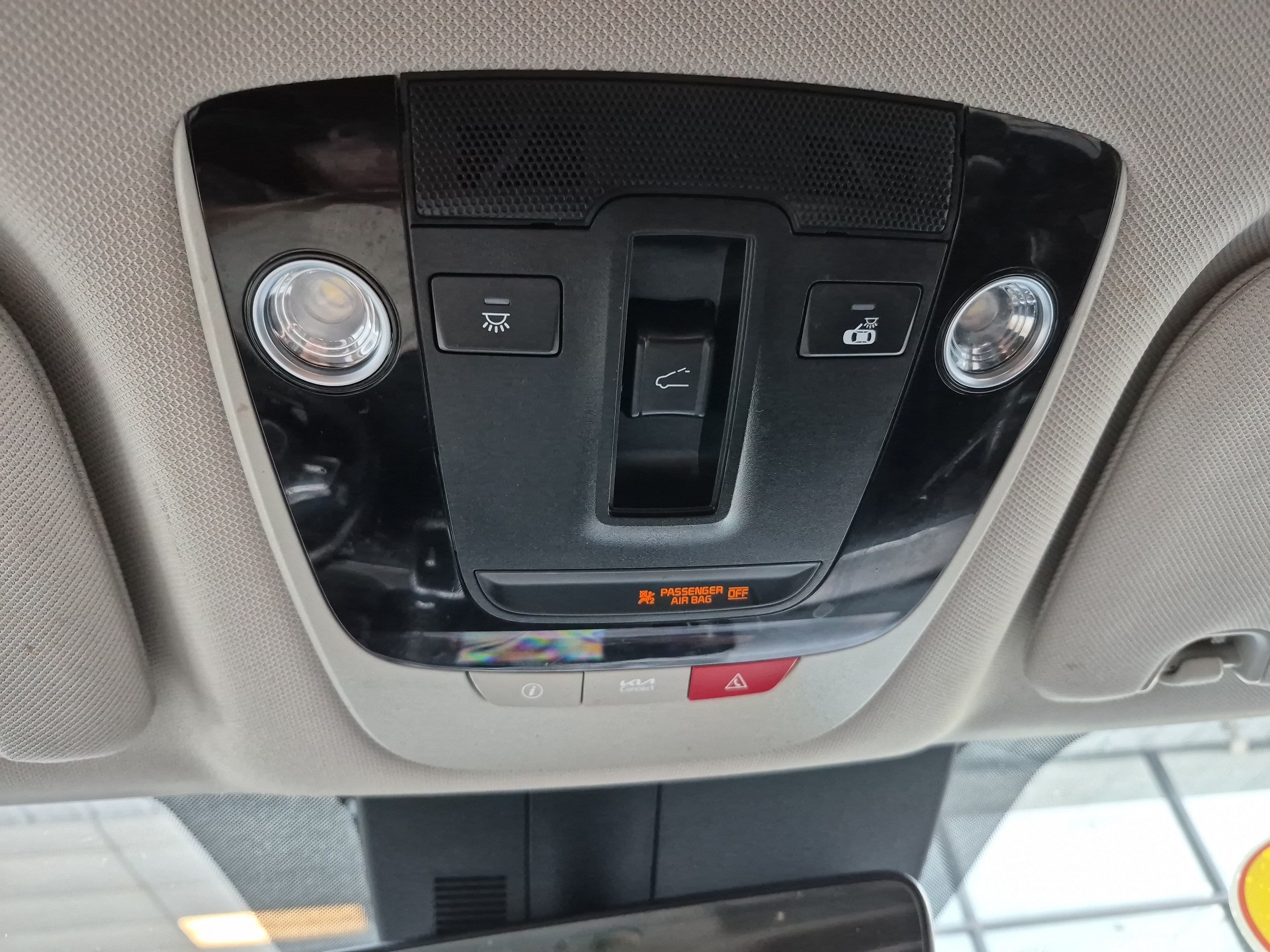 Used 2023 Kia Sorento S w/ Panoramic Sunroof Package AWD/4WD image 41