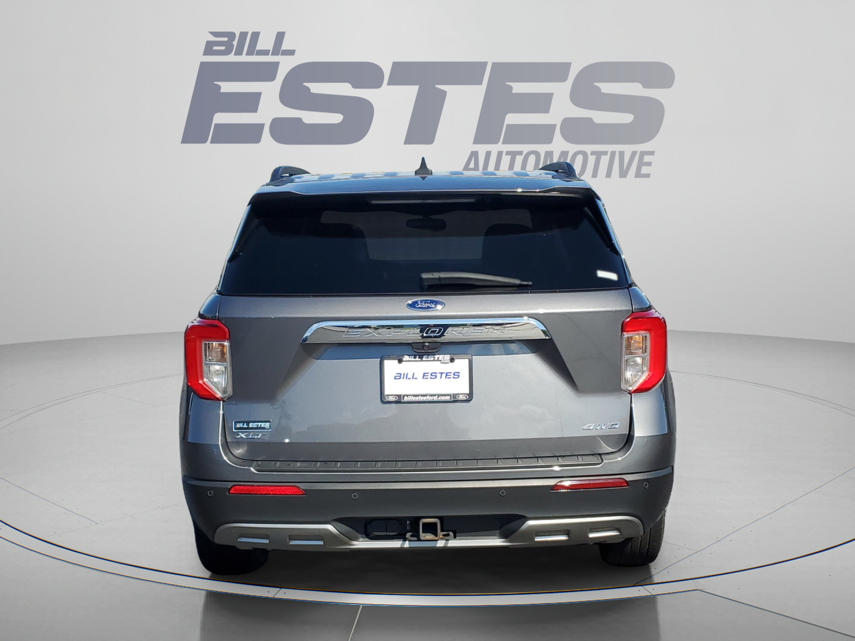 Certified 2023 Ford Explorer XLT w/ Equipment Group 202A AWD/4WD image 3