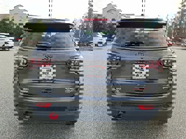 Used 2019 Jeep Compass Trailhawk w/ Cold Weather Group image 15