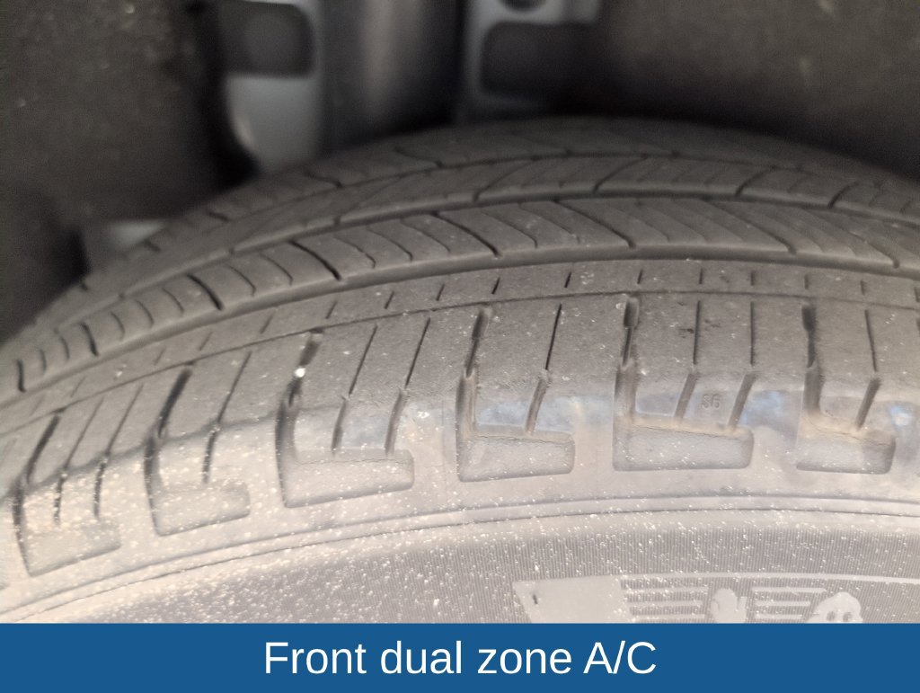 Certified 2023 Ford Escape SE FWD image 19