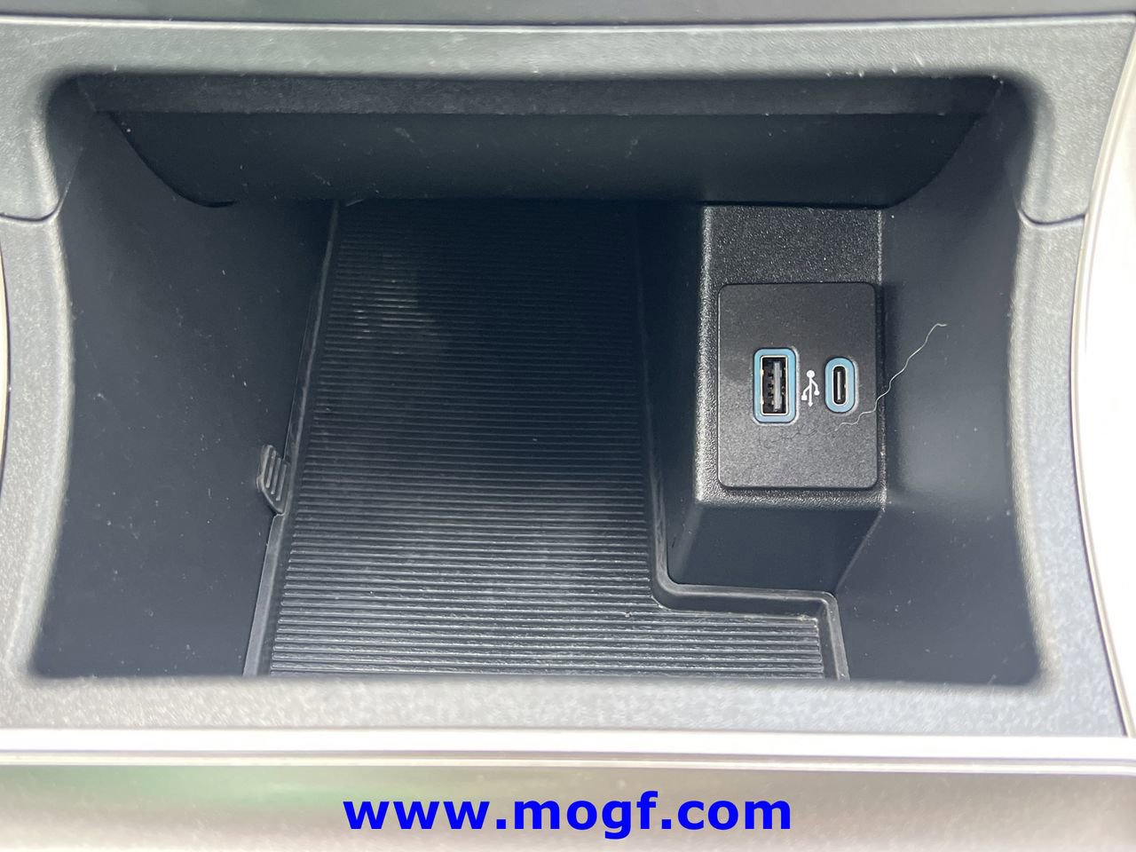 Certified 2024 Ford Edge SEL image 14