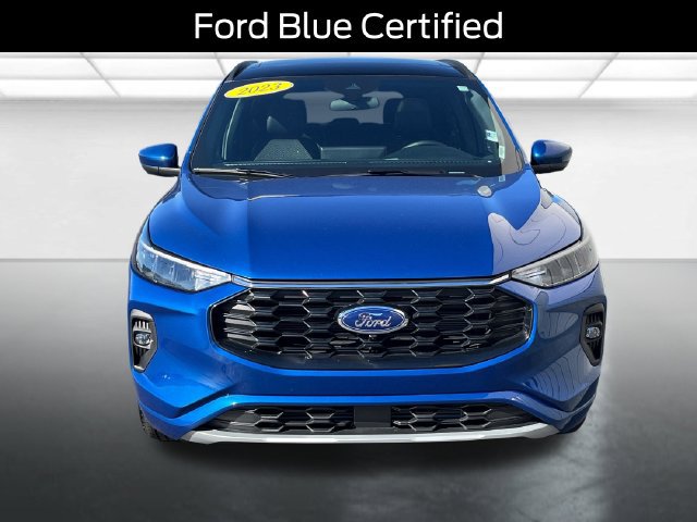 Certified 2023 Ford Escape ST-Line Select w/ Tech Pack #2 AWD/4WD image 2
