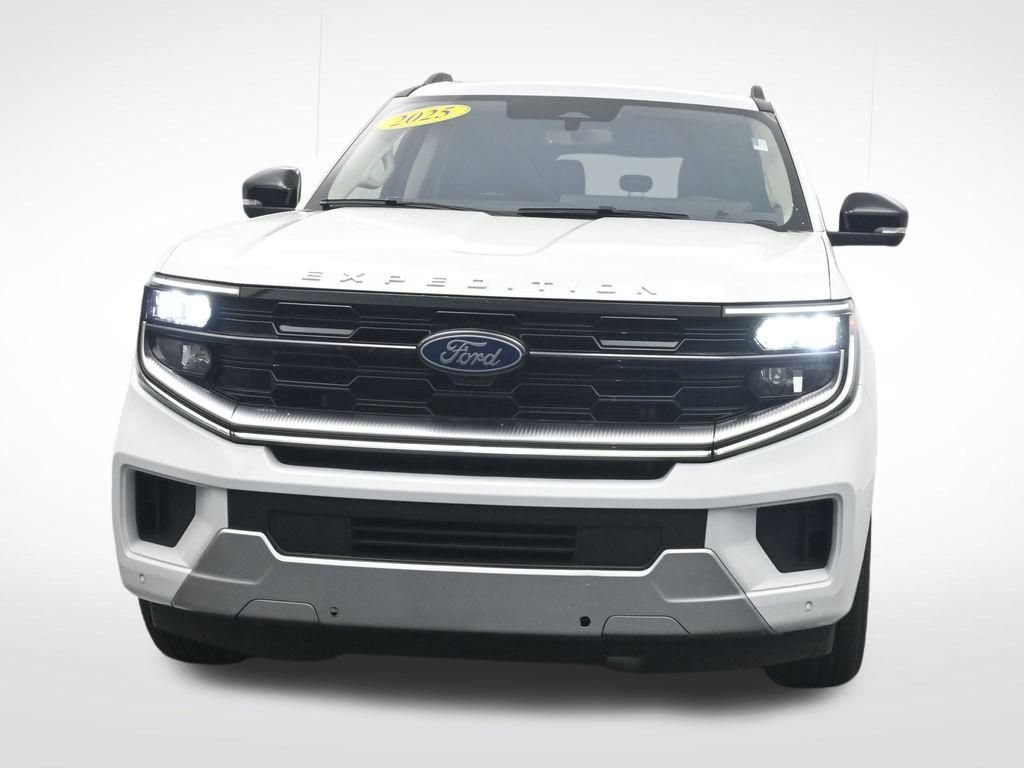 Certified 2025 Ford Expedition Max Platinum AWD/4WD image 2