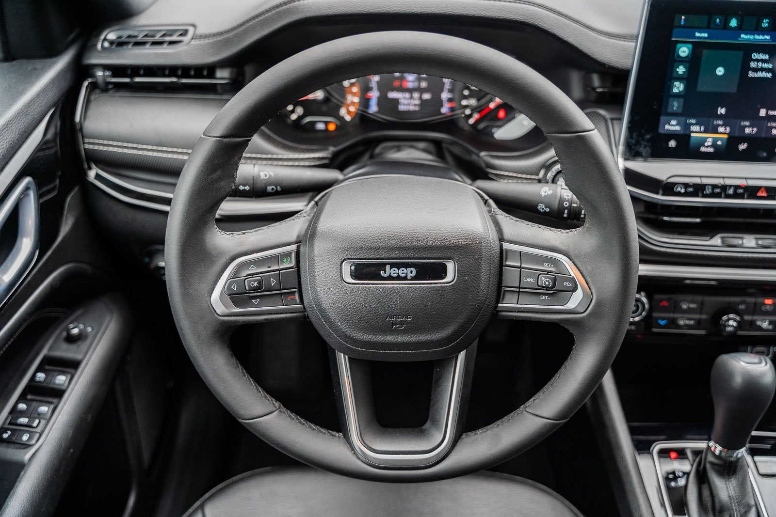 Used 2023 Jeep Compass Altitude image 24