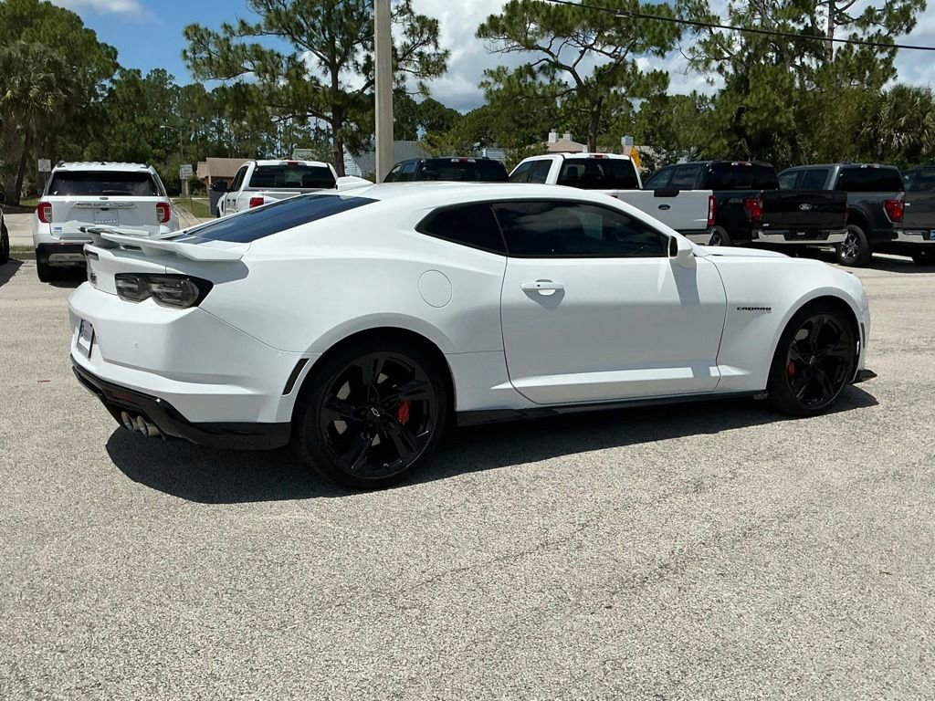 Used 2022 Chevrolet Camaro SS RWD image 9