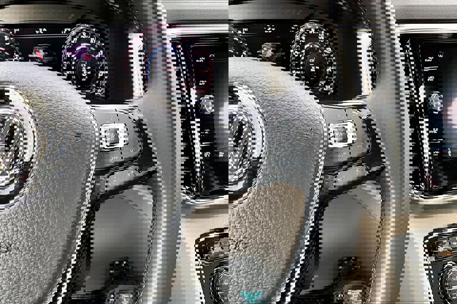 Used 2019 Volkswagen Atlas SEL image 24