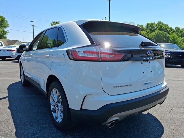 Certified 2024 Ford Edge Titanium w/ Equipment Group 301A AWD/4WD image 5