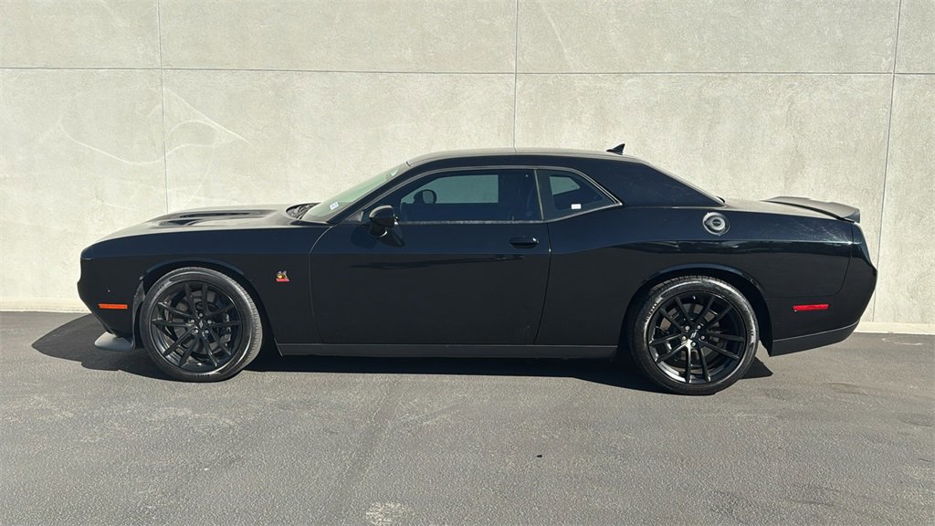 Used 2022 Dodge Challenger R/T Scat Pack w/ Dynamics Package image 4