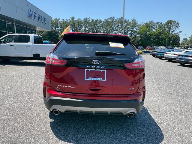 Certified 2022 Ford Edge Titanium AWD/4WD image 4