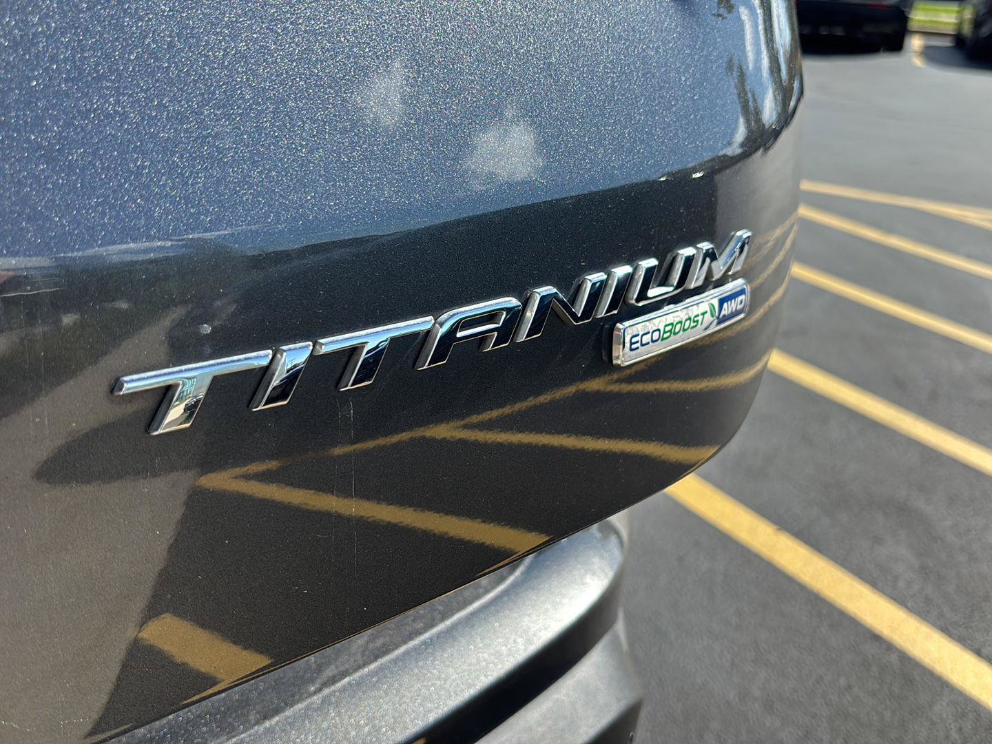Certified 2019 Ford Edge Titanium w/ Cold Weather Package AWD/4WD image 26