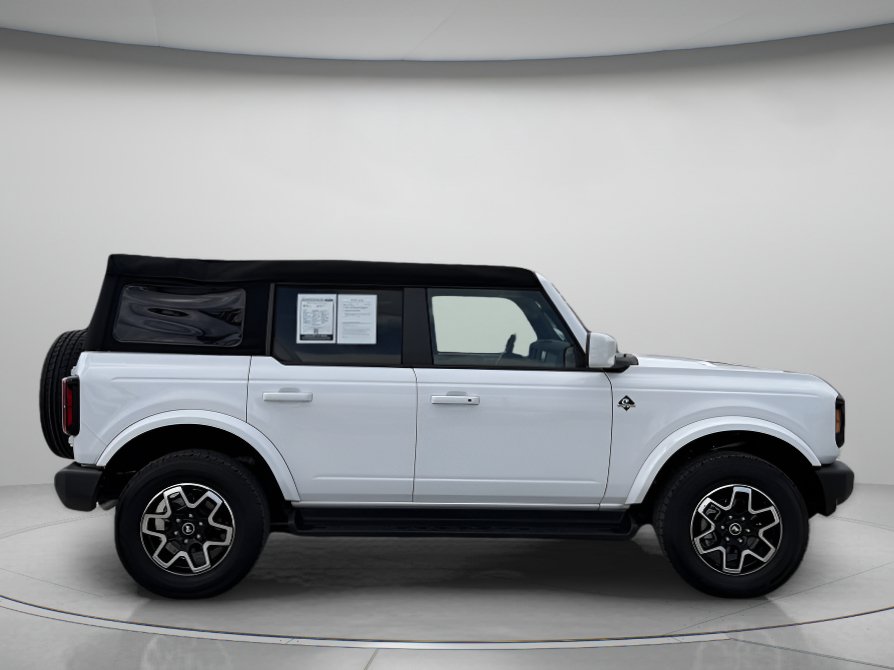 Certified 2025 Ford Bronco Outer Banks AWD/4WD image 2